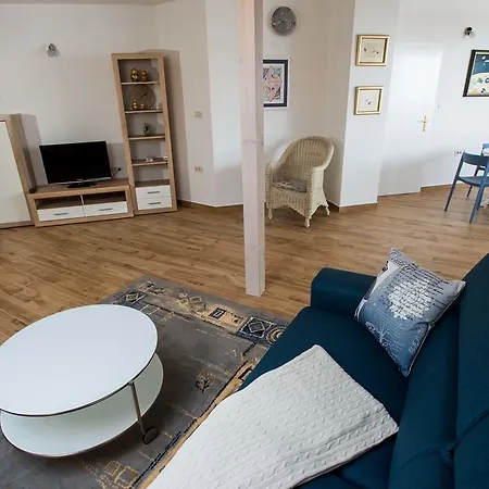 Apartment Amalija