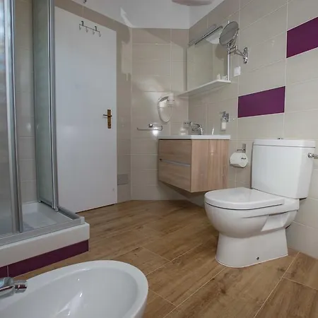Apartment Amalija *