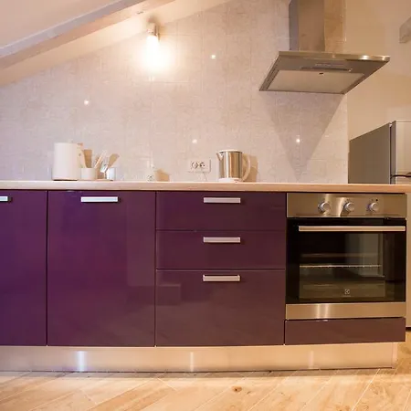 Apartment Amalija Sukošan